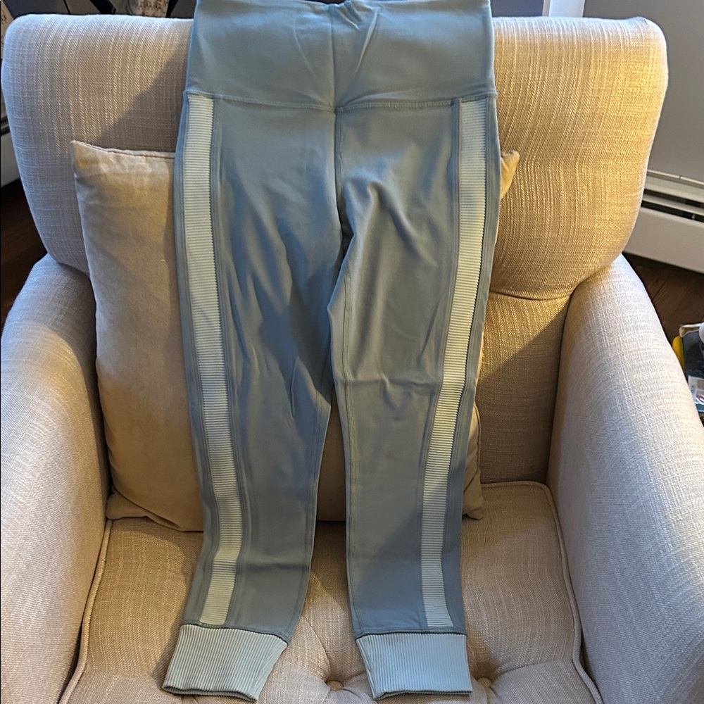 Athleta light green Elation Rib Trim Leggings